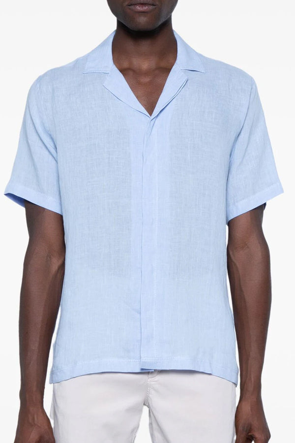Maitan II Button Down Short Sleeve Shirt in Soft Blue