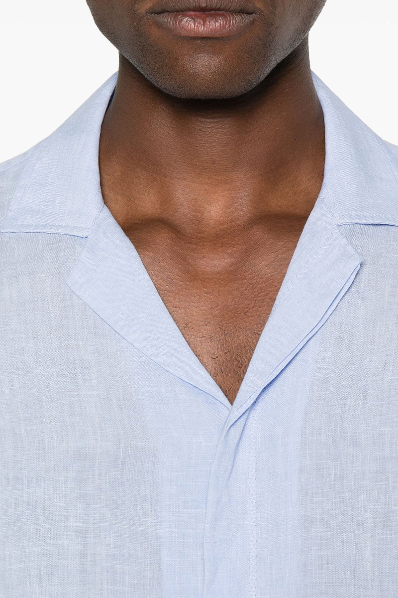 Maitan II Button Down Short Sleeve Shirt in Soft Blue
